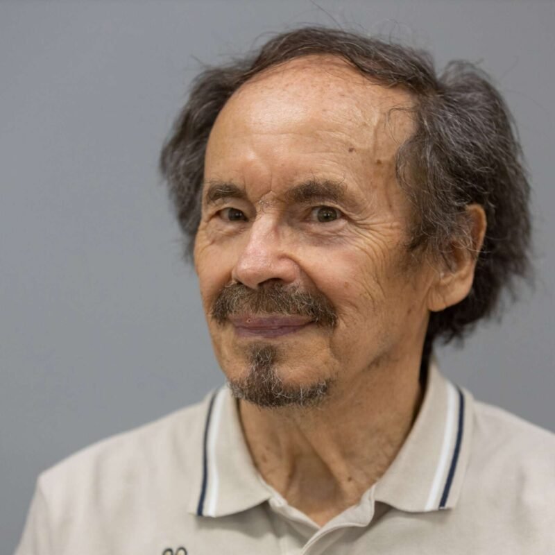 Komiszár János